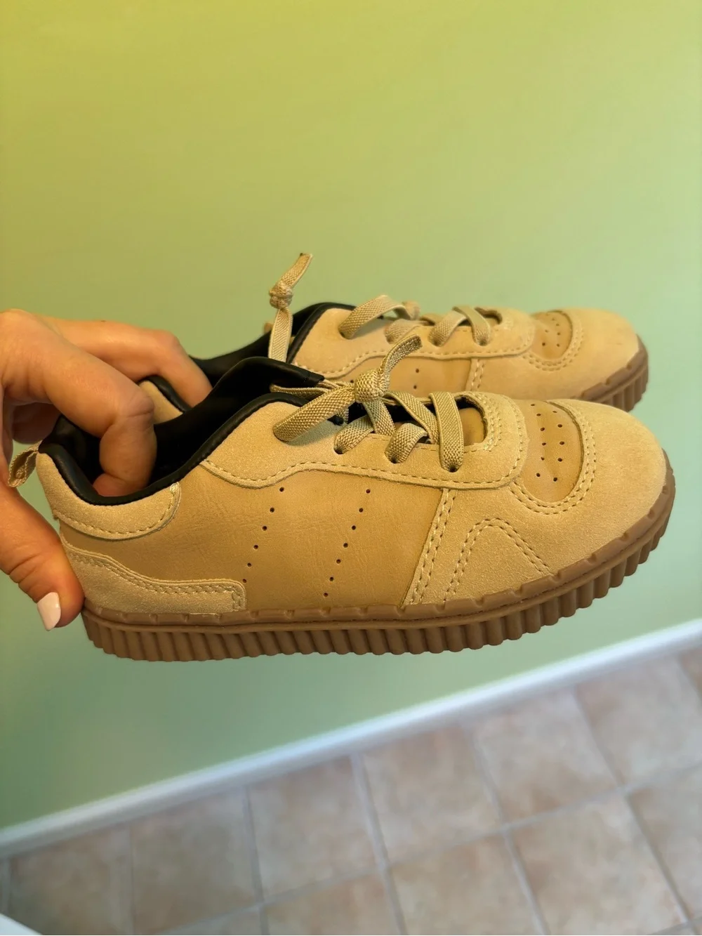 OshKosh B'gosh Tan Kids Sneakers with Gum Sole